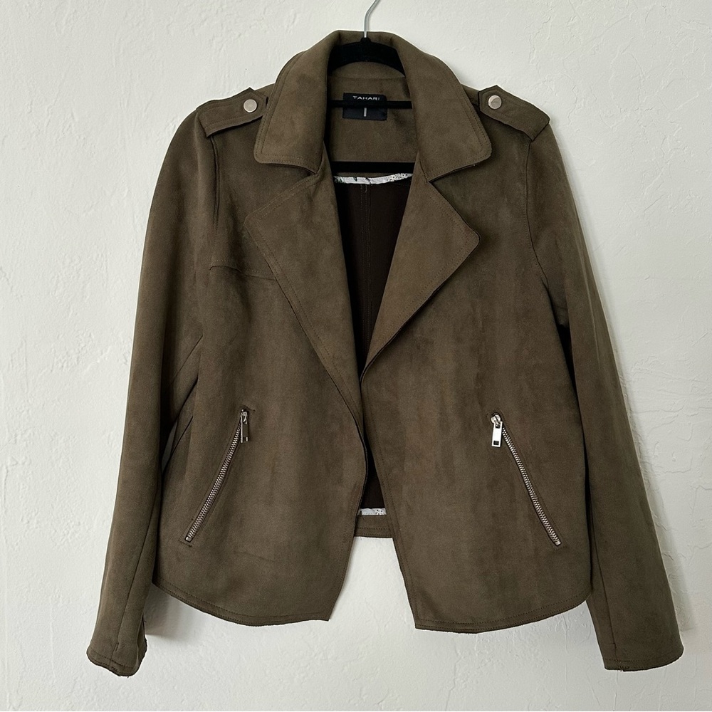 Tahari women’s army green faux suede moto bomber jacket